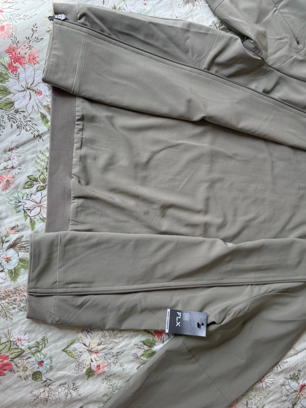 FILA Performance Men's Lightweight Jacket in Taupe